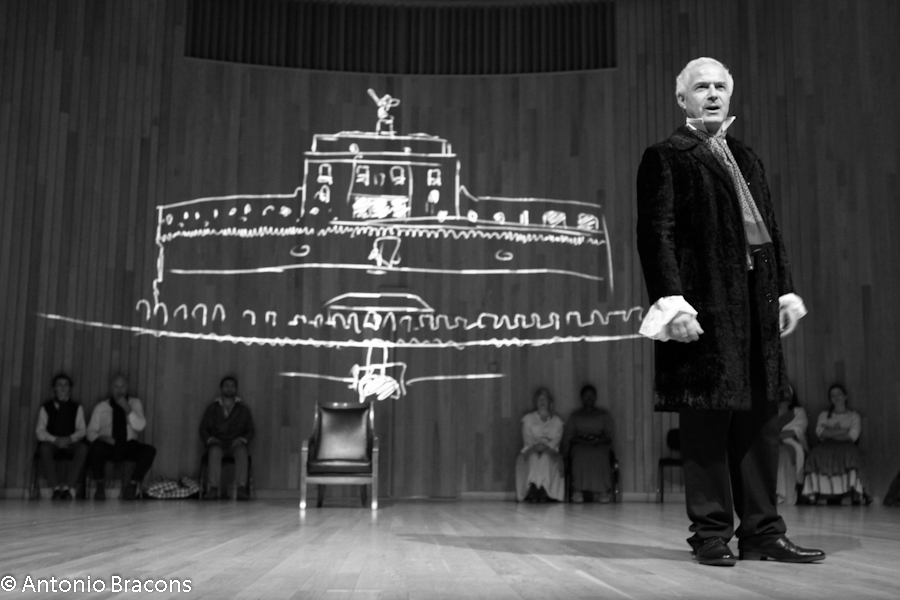 GrTeatroSantoAntonioEstoril-UmaSoPalavra-Roma-1-2015-FotAntonioBracons (10)