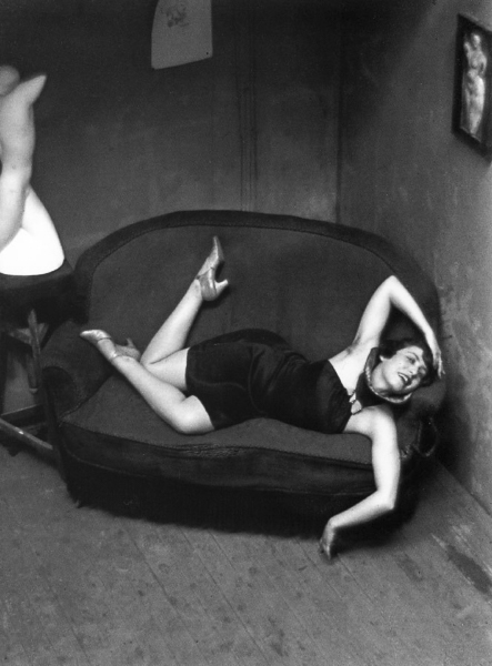 Andre-Kertesz-Image-023