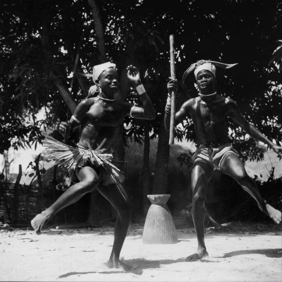 Fernando Schiappa de Campos, 1959 - Danças rituais de blufos durante o fanado-30360