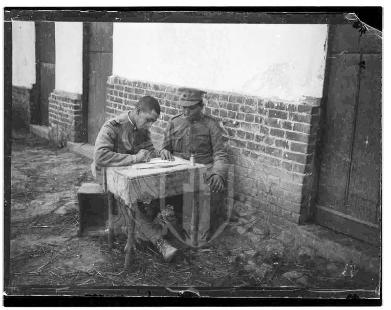 Arnaldo Garcez, Tenente Redigindo Documentos,PTAHMFECAVEAGA110017