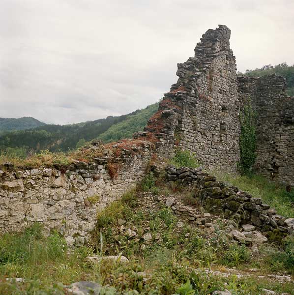 Esta imagem tem um texto alternativo em branco, o nome da imagem é lara-jacinto-250308.jpg