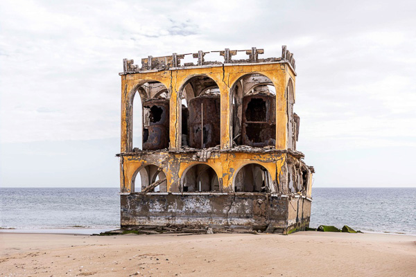 Esta imagem tem um texto alternativo em branco, o nome da imagem é monica-de-miranda-250206-2.jpg